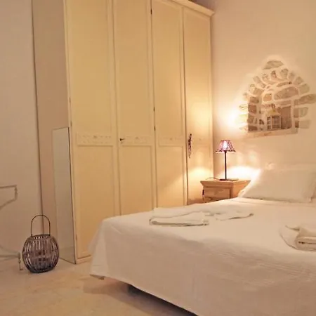 بيت للعطل Vent D'est, Isterni, Paros *