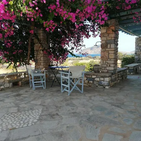 بيت للعطل Vent D'est, Isterni, Paros *